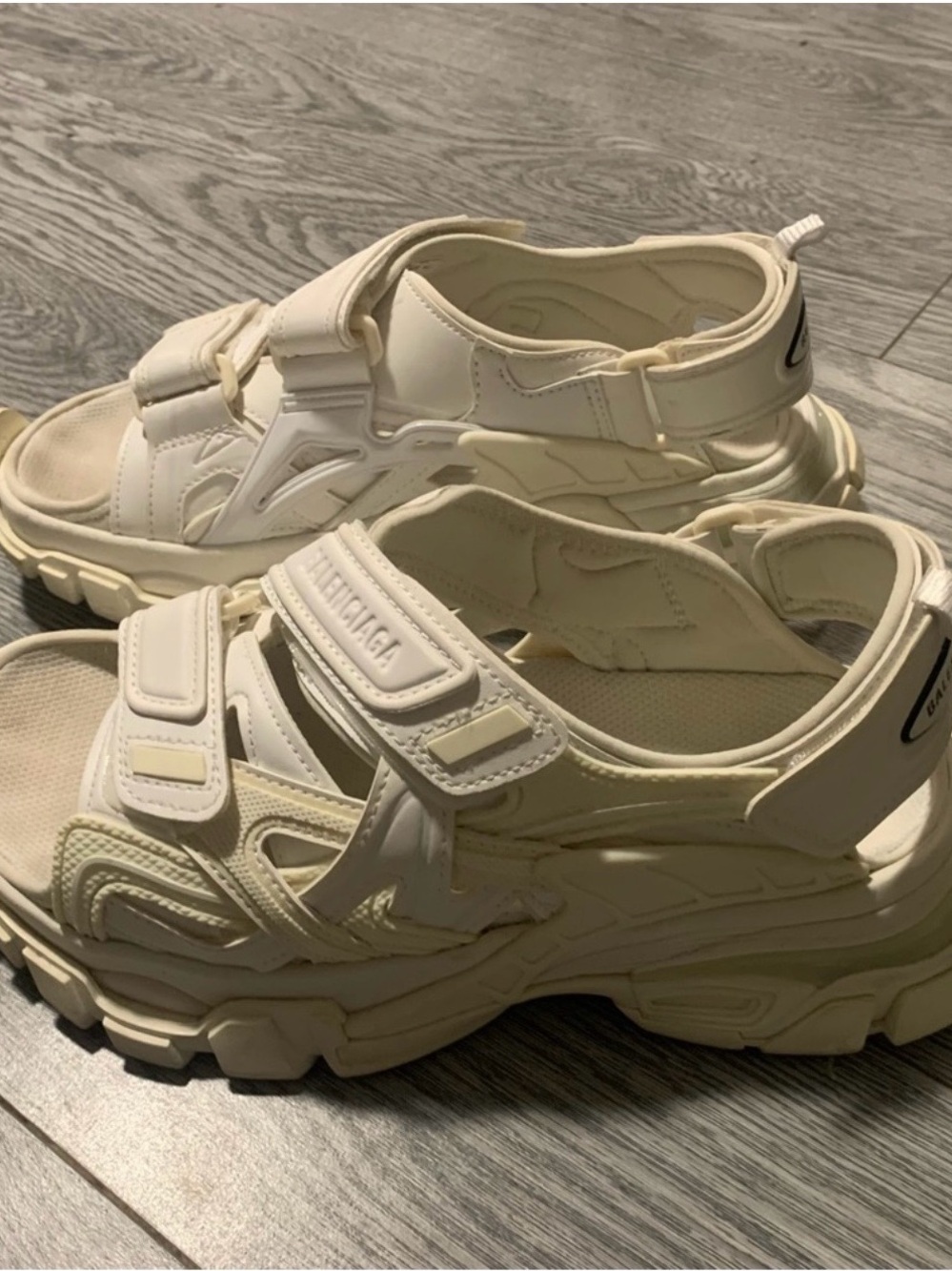 Authentic. Balenciaga Off-White Chunky Trail Sandals